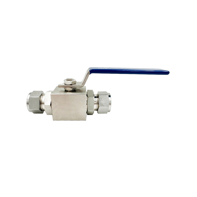 Cur pilae valvulae in petrochemical industriae signatae industriae applicatio ferro immaculatae altae pressionis facta est?